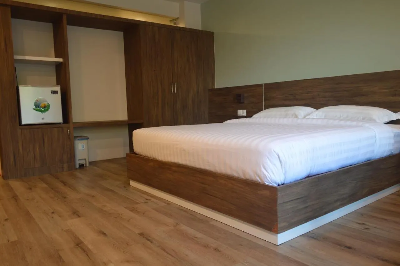Airport Avenue Hotel Gyogon 4*,